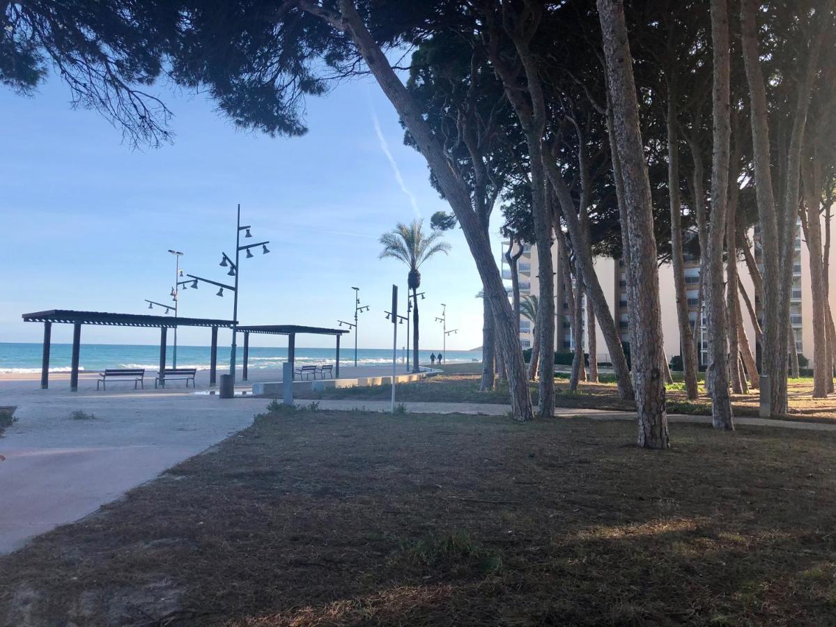Pineda Beach 1A Linea De Mar & Parking La Pineda Kültér fotó